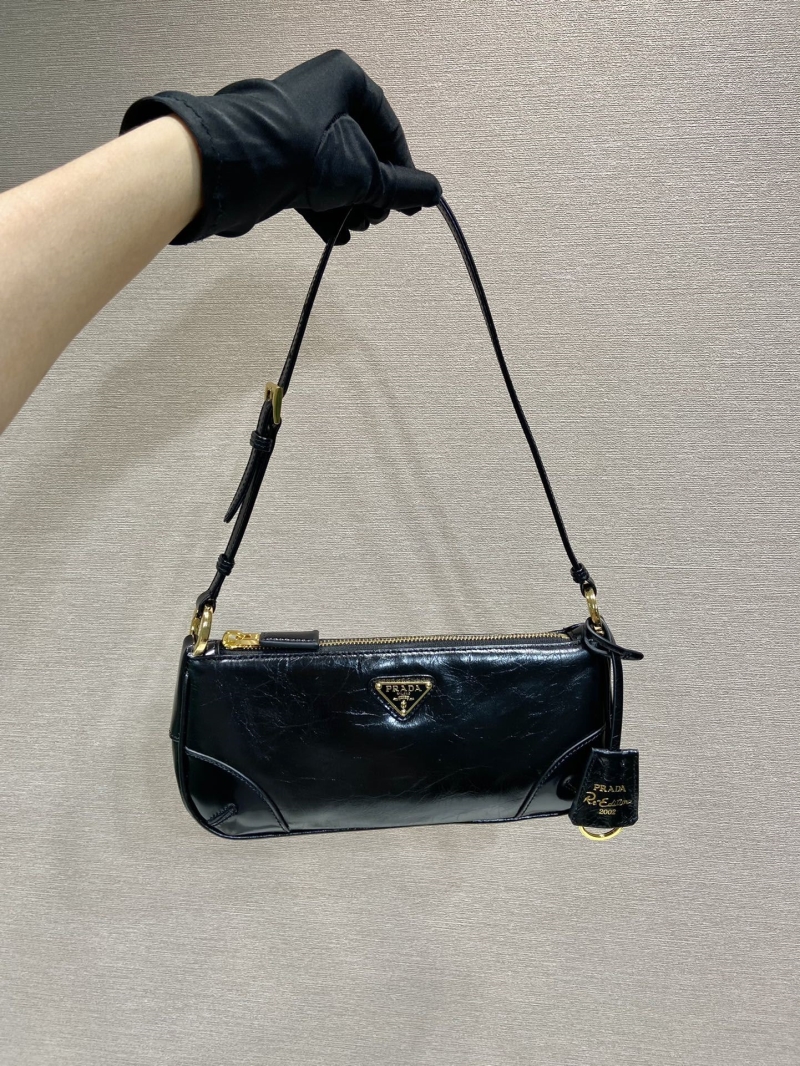 Pra*a hobo bags